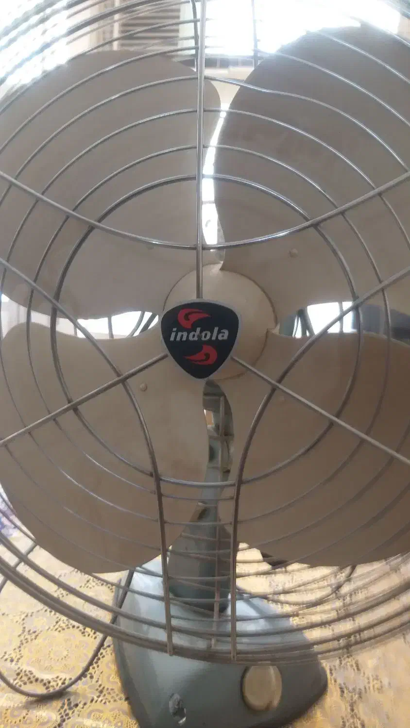 پنکه قدیمی سالم سالم|پنکه و تصفیه‌کنندهٔ هوا|اصفهان, کارخانه قند اصفهان|دیوار