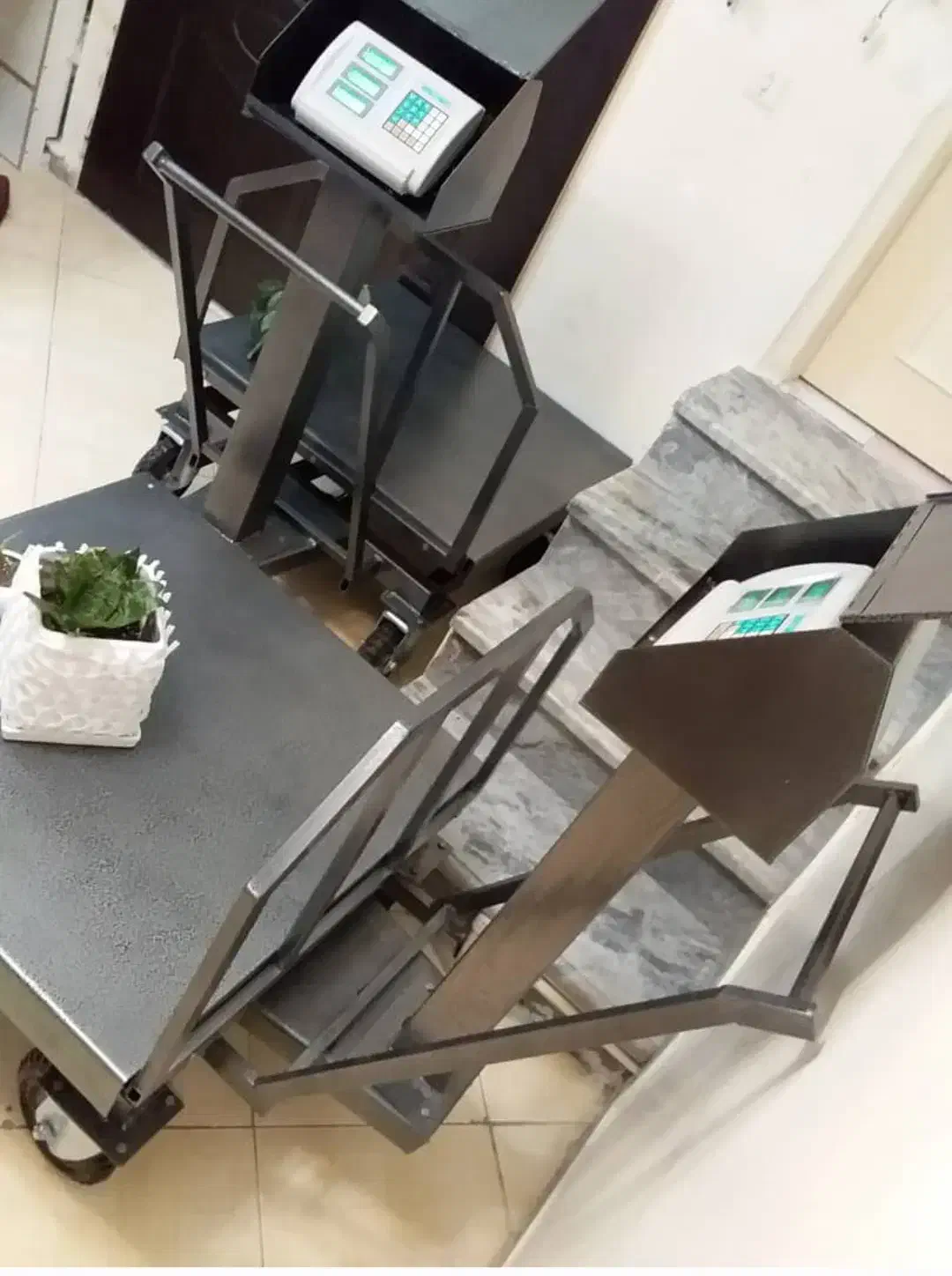 باسکول صنعتی 80X80 چرخ دار|فروشگاه و مغازه|تبریز, |دیوار