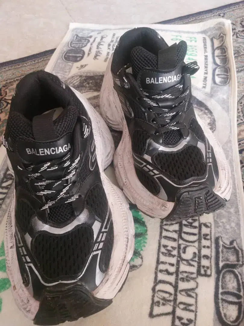 کفش بالنسیاگا اورجینال نو|کیف، کفش، کمربند|هشتگرد, شهرک گلها|دیوار