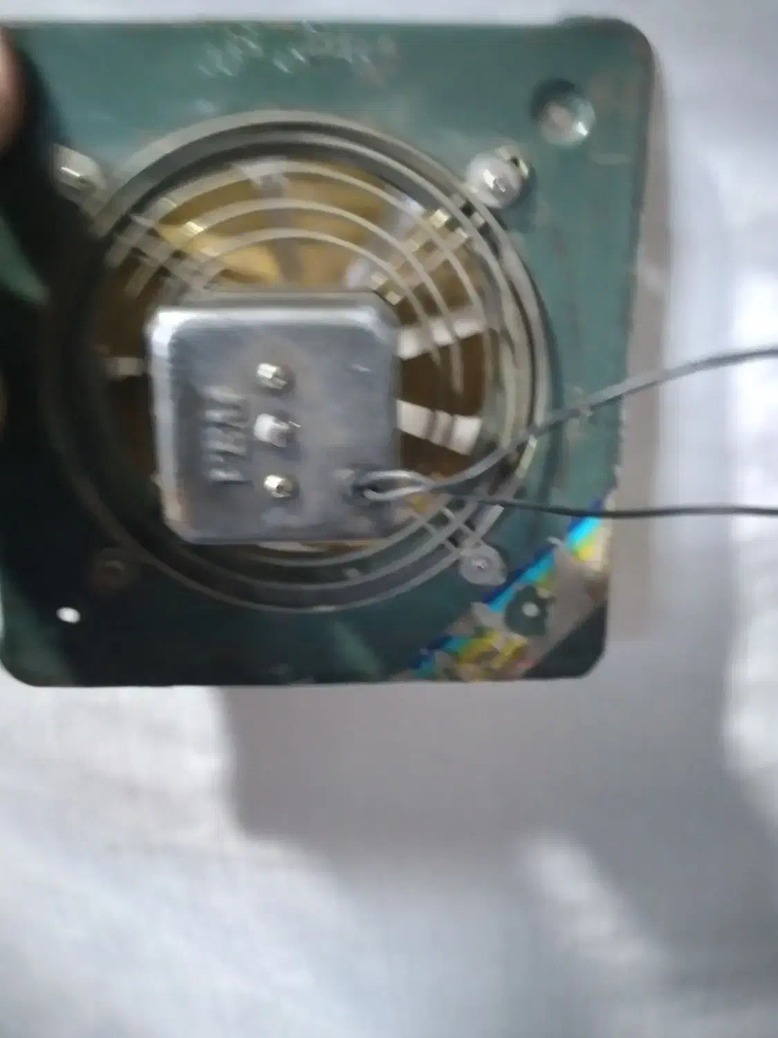 فن دمنده|پنکه و تصفیه‌کنندهٔ هوا|قزوین, |دیوار