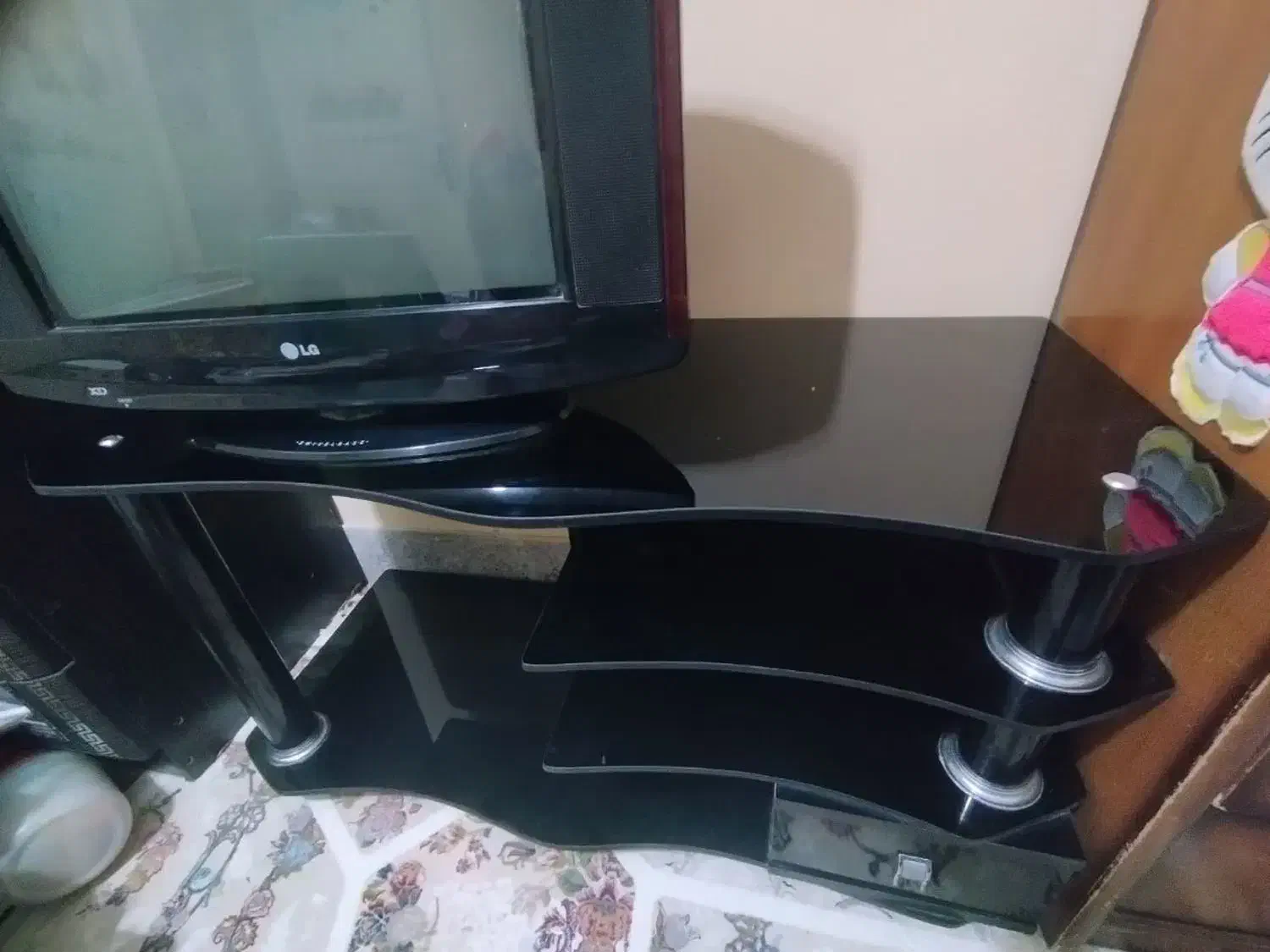 جاکفشی، تلویزیون،میز تلویزیون،گیرنده دیجیتال|جاکفشی، کمد، دراور|زهک, |دیوار