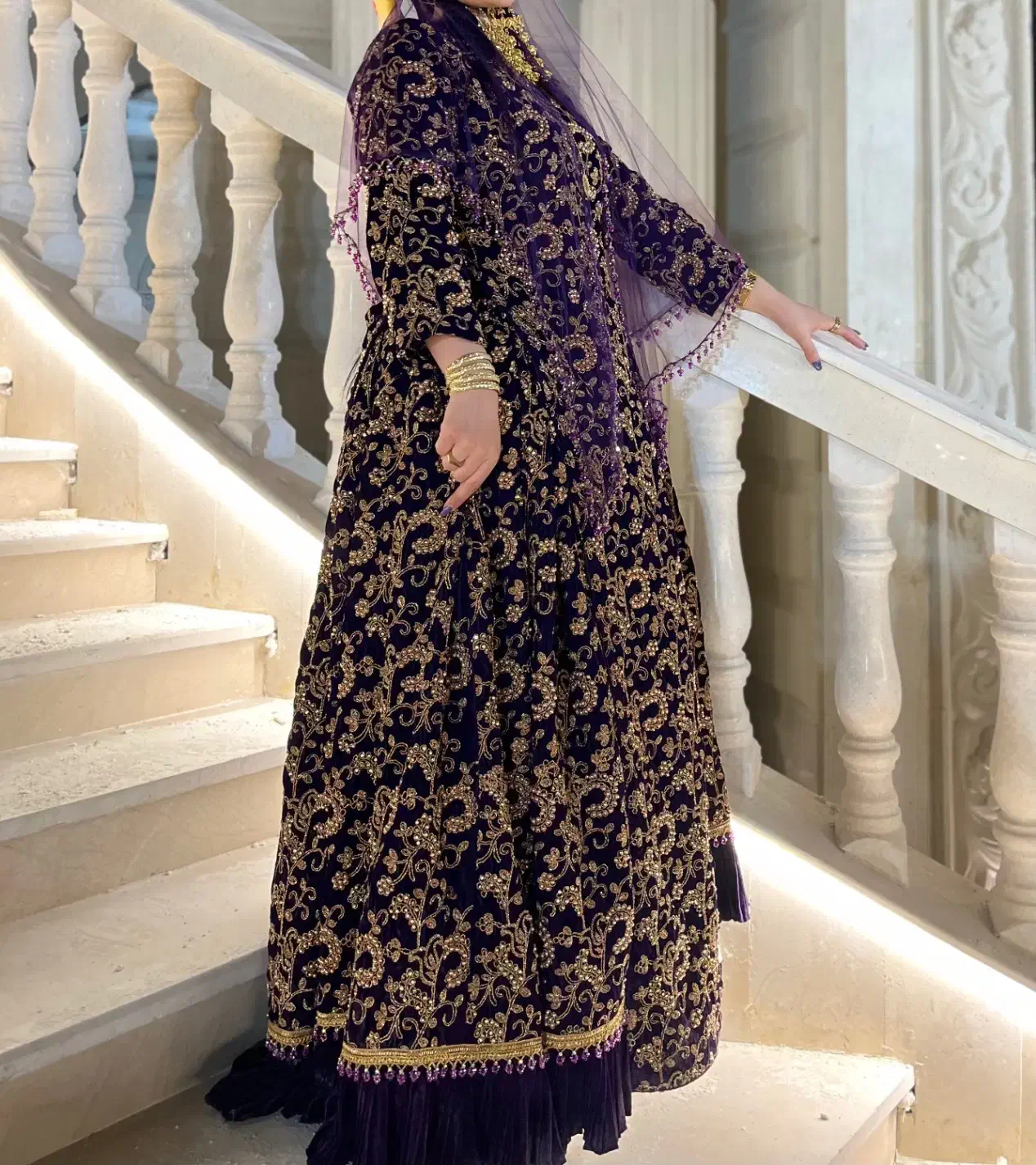 لباس محلی مخمل|لباس|یاسوج, |دیوار