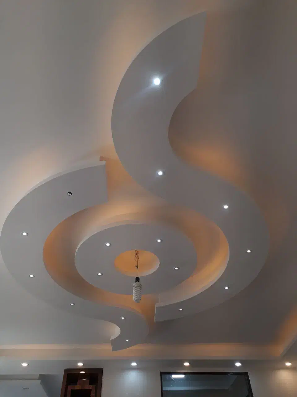 نیازمند شاگرد کناف|استخدام معماری، عمران و ساختمانی|سراب, |دیوار