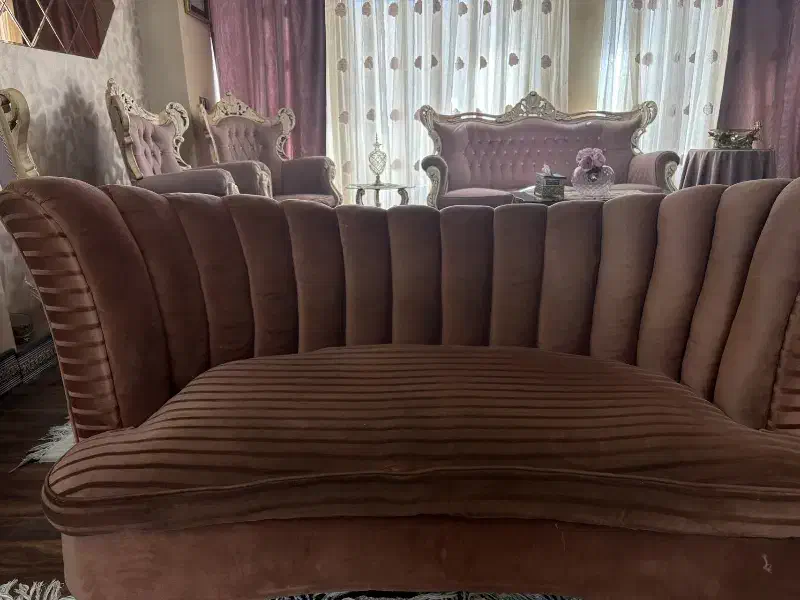 مبل|مبلمان خانگی و میز عسلی|اصفهان, هفتون|دیوار