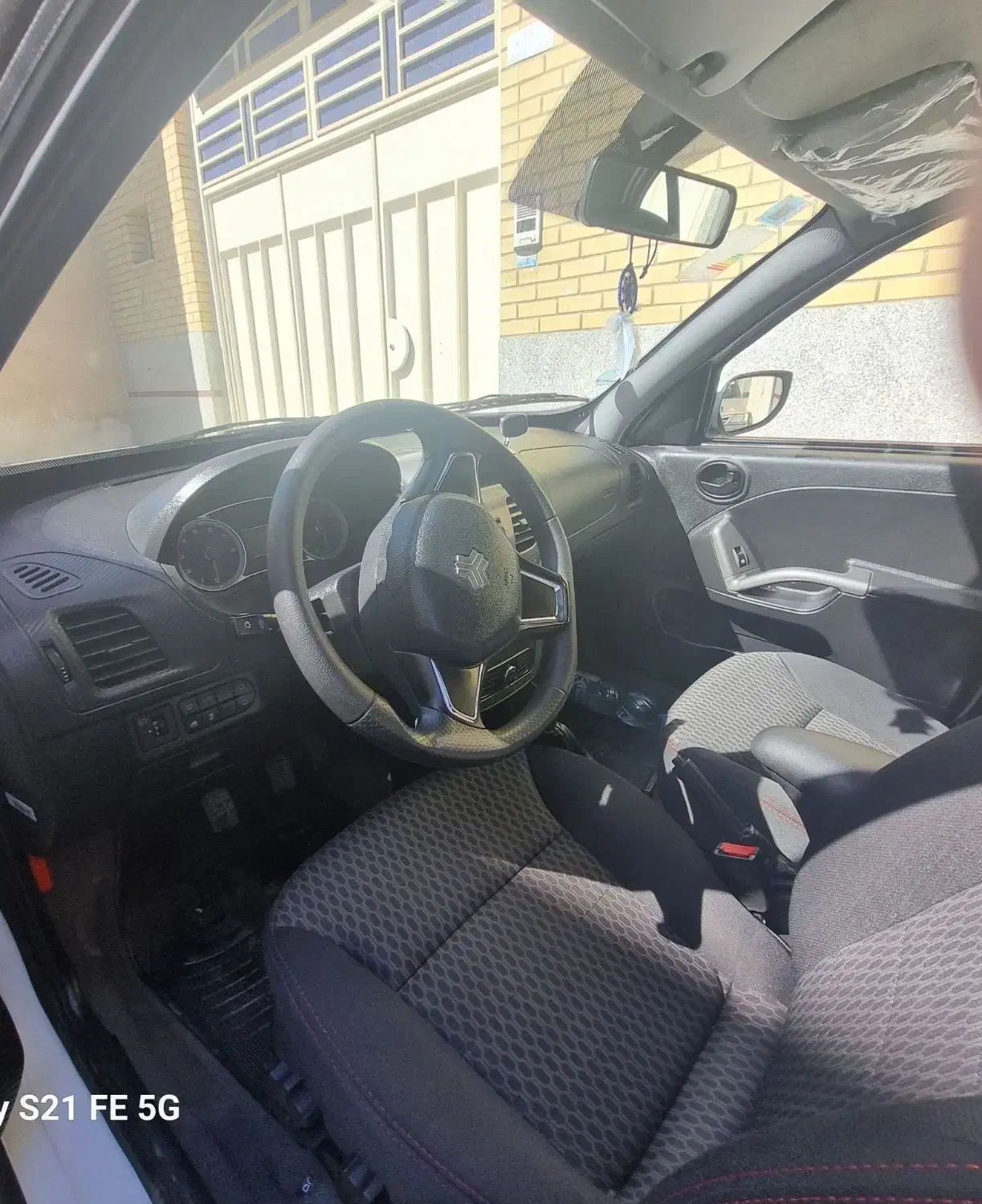 کوئیک ۱۴۰۳|خودرو سواری و وانت|فلاورجان, |دیوار