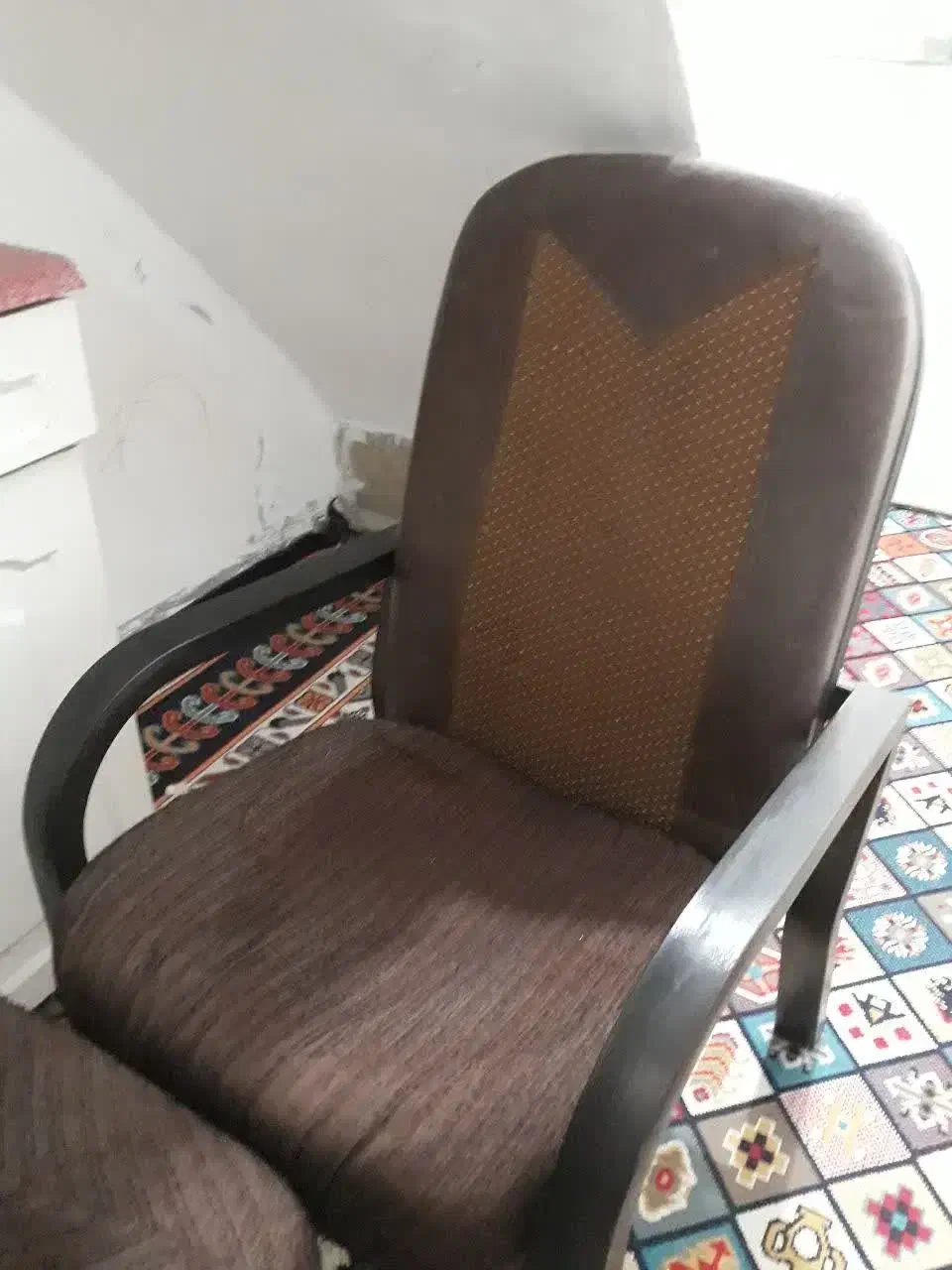 صندلی|صندلی و نیمکت|دامغان, |دیوار