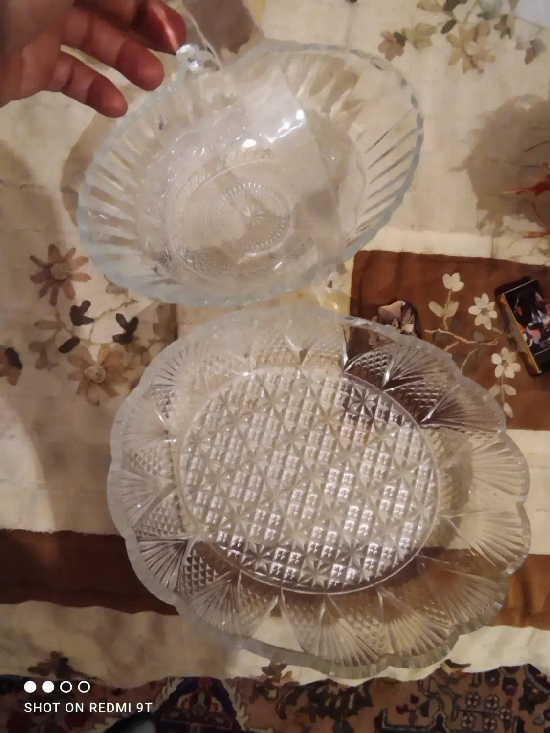 ۲تا کریستال وسایل خانه واسه گذاشتن به بوفه|ظروف سرو و پذیرایی|تبریز, |دیوار