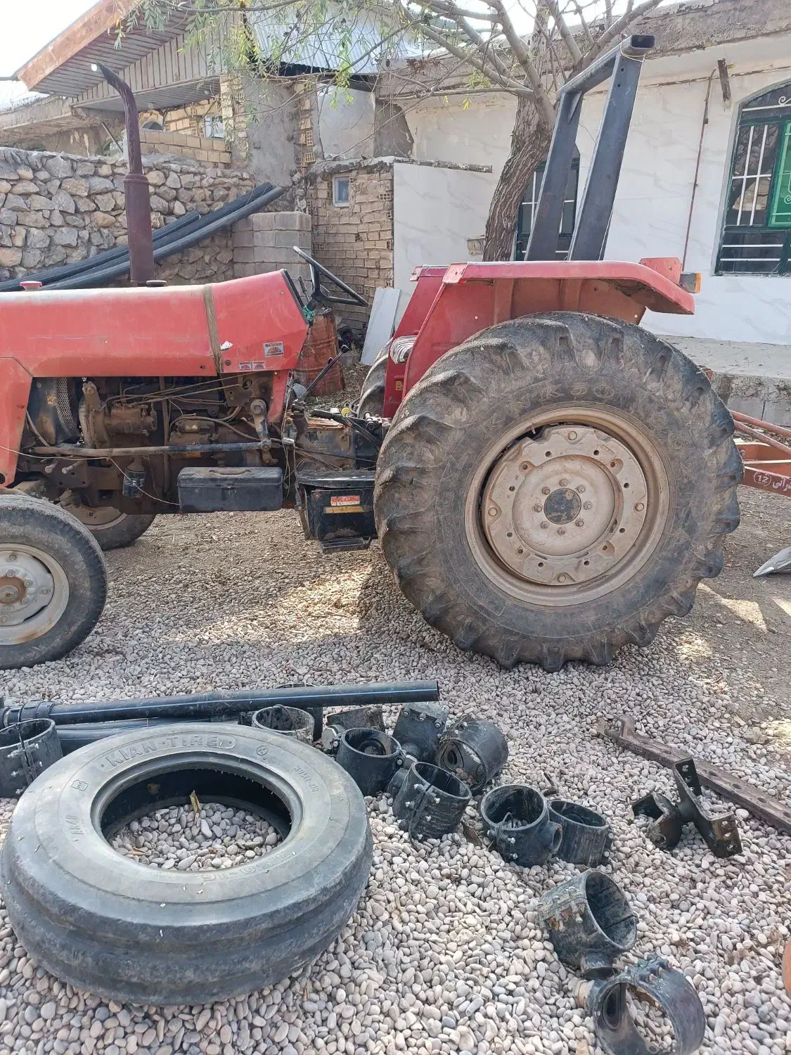 تراکتور مدل 86|خودرو سنگین|زاغه, |دیوار