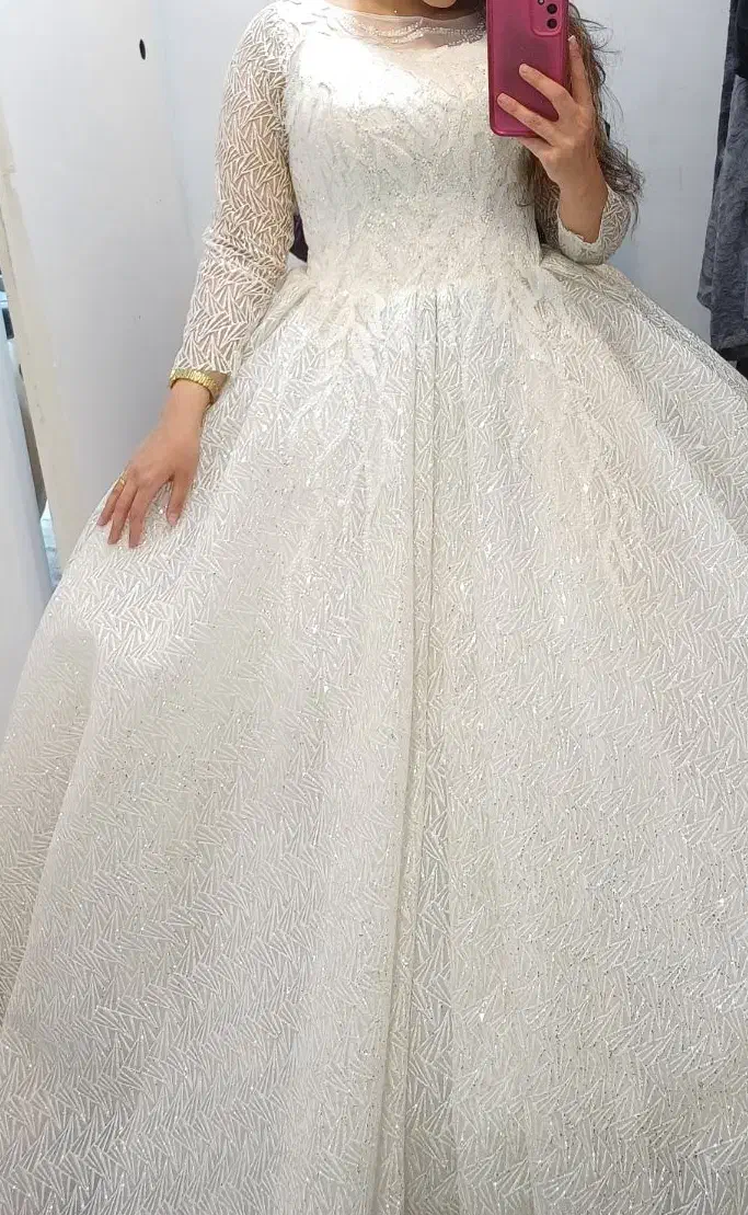 لباس عروس|لباس|رودهن, |دیوار