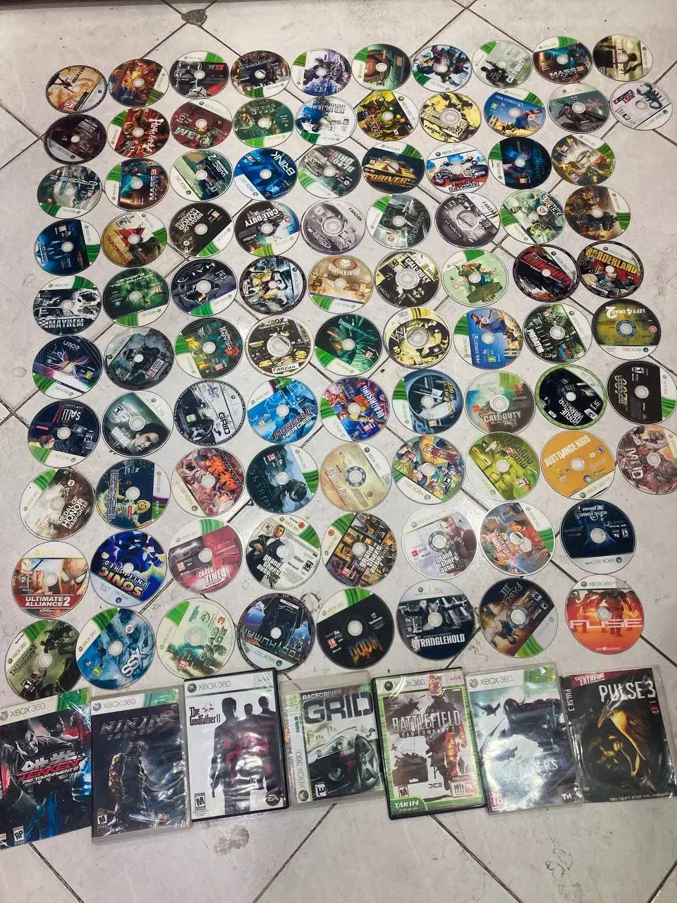 تعدادی بازی Xbox 360|کنسول، بازی ویدئویی و آنلاین|تهران, نعمت‌آباد|دیوار