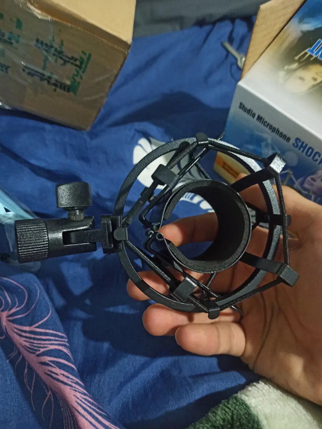 لرزه گیر میکروفن همین الان بدستم رسید نو|سیستم صوتی خانگی|قزوین, |دیوار