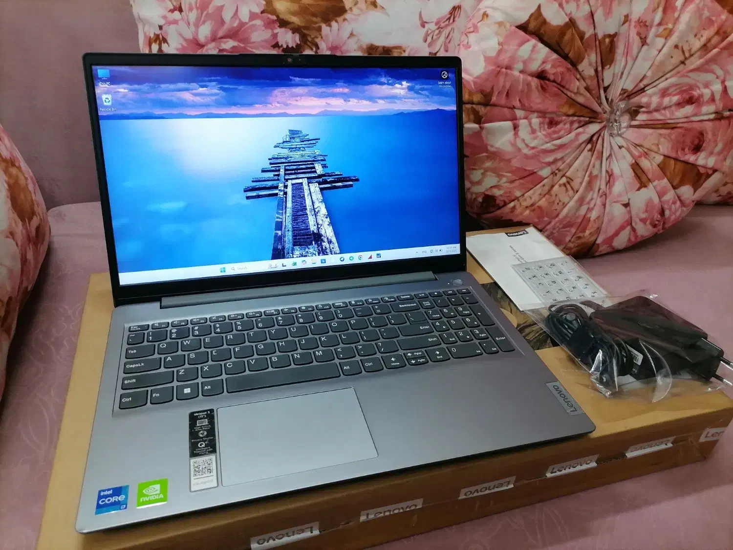 لپ تاپ فوق حرفه ای LENOVO i7 نو نو|رایانه همراه|ورامین, ورامین|دیوار
