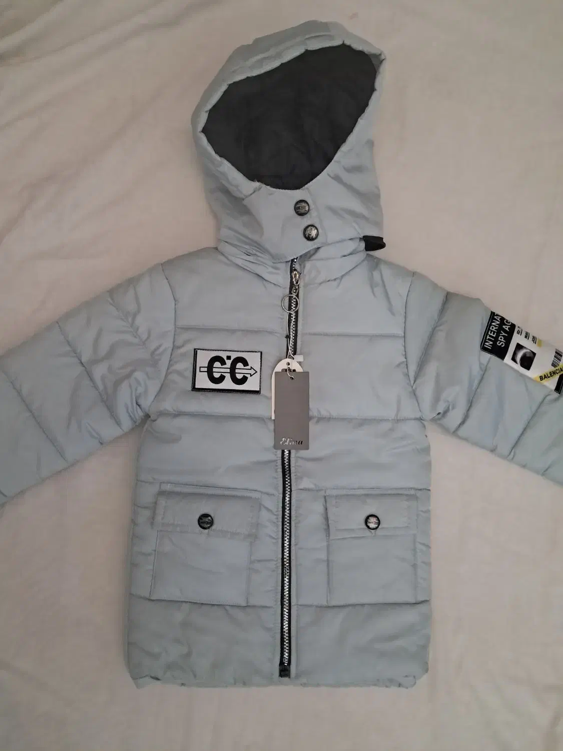 کاپشن|کفش و لباس بچه|سهند, |دیوار