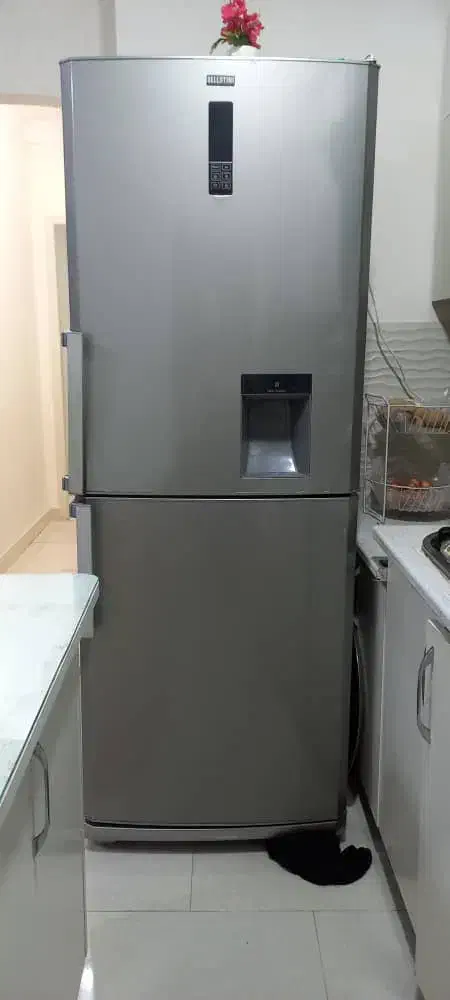 یخچال فریزر  بلوتینی|یخچال و فریزر|رشت, معلم|دیوار