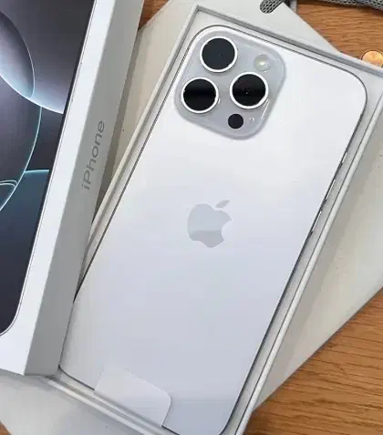 ایفن ۱۶ پرومکس|موبایل|یزد, |دیوار