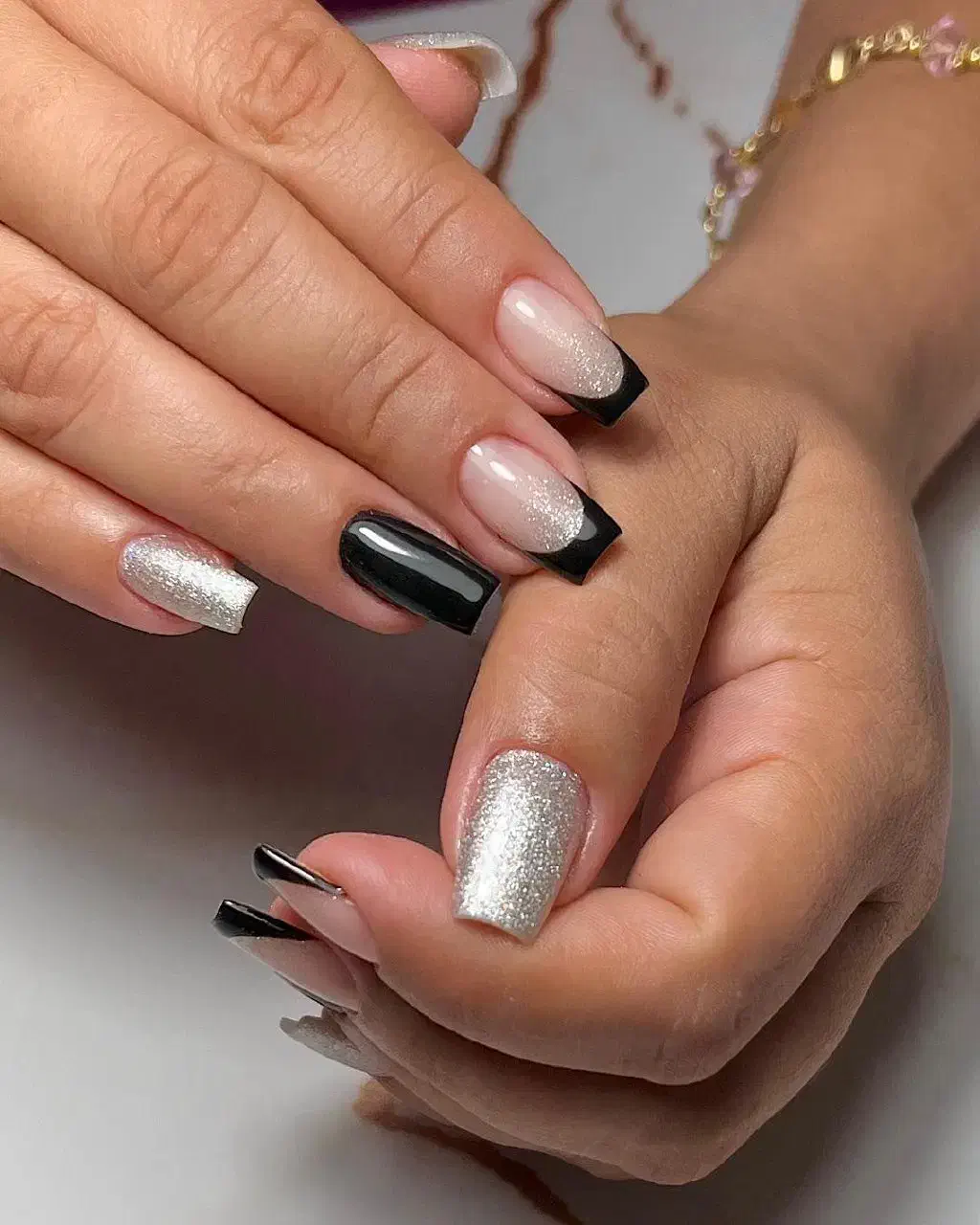 کاشت و ترمیم ناخن با قیمت اقتصادی|خدمات آرایشگری و زیبایی|اسلام‌شهر, باغ فیض|دیوار