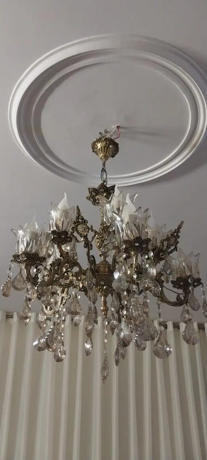 لوستربرنجی|لوستر و چراغ آویز|مهاجران, |دیوار