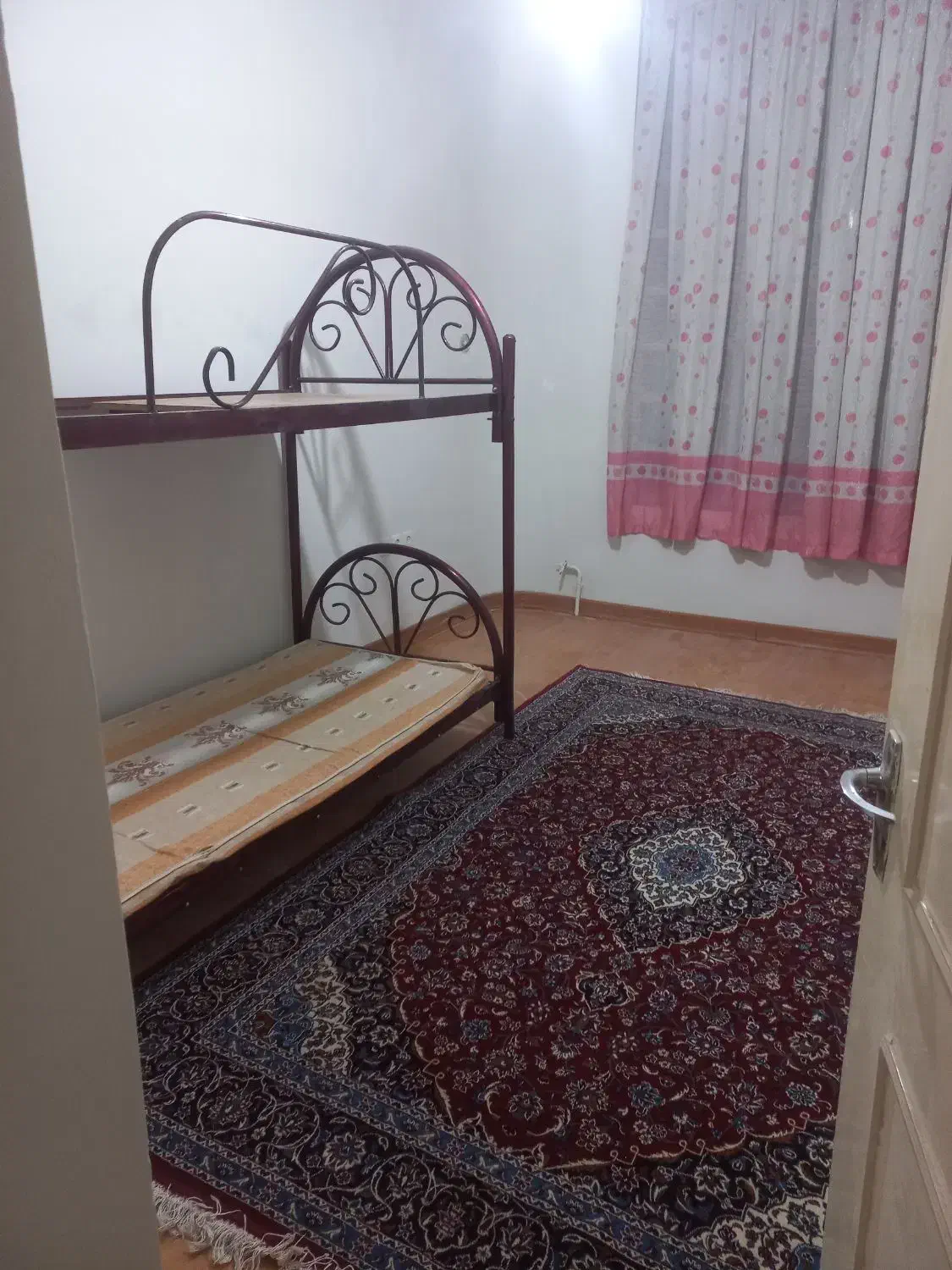 خوابگاه پسرانه بلوار زن|اجارهٔ آپارتمان|کرمانشاه, |دیوار