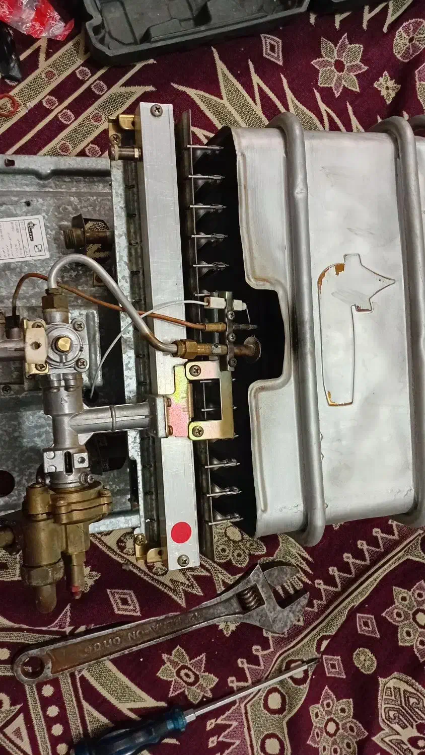 ابگرمکن ۳۱۱۵ در حد|آبگرمکن، پکیج، شوفاژ|اصفهان, شمس آباد|دیوار