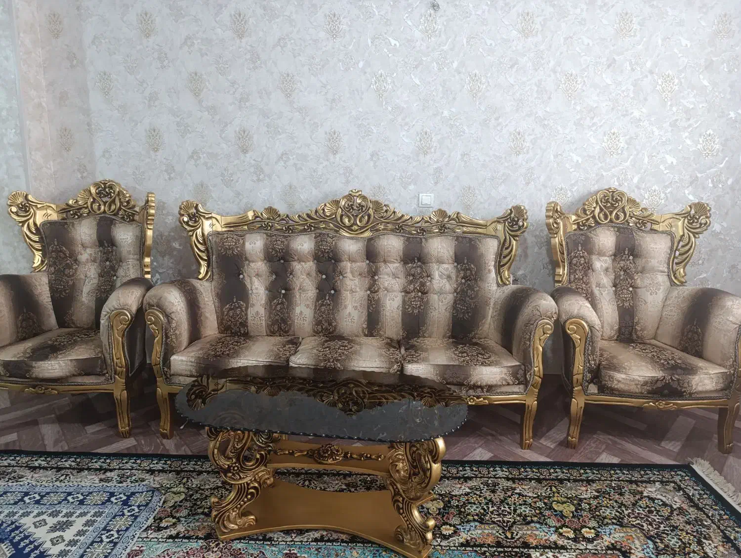 مبل سلطنتی|مبلمان خانگی و میز عسلی|محمدیه-قزوین, |دیوار