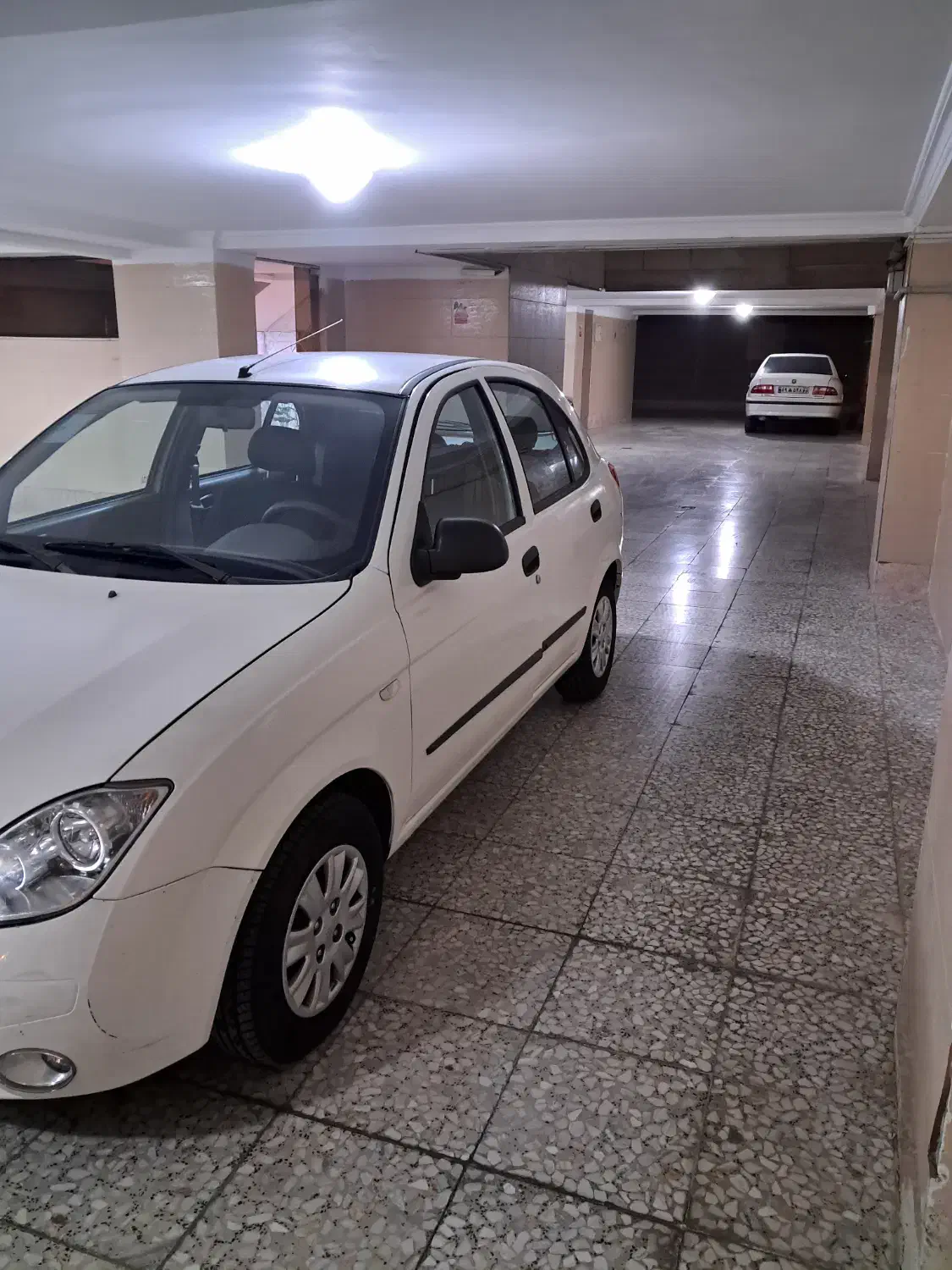 تیبا ۲ هاچبک سفید رنگ|خودرو سواری و وانت|کرج, فاز ۳ گوهردشت|دیوار