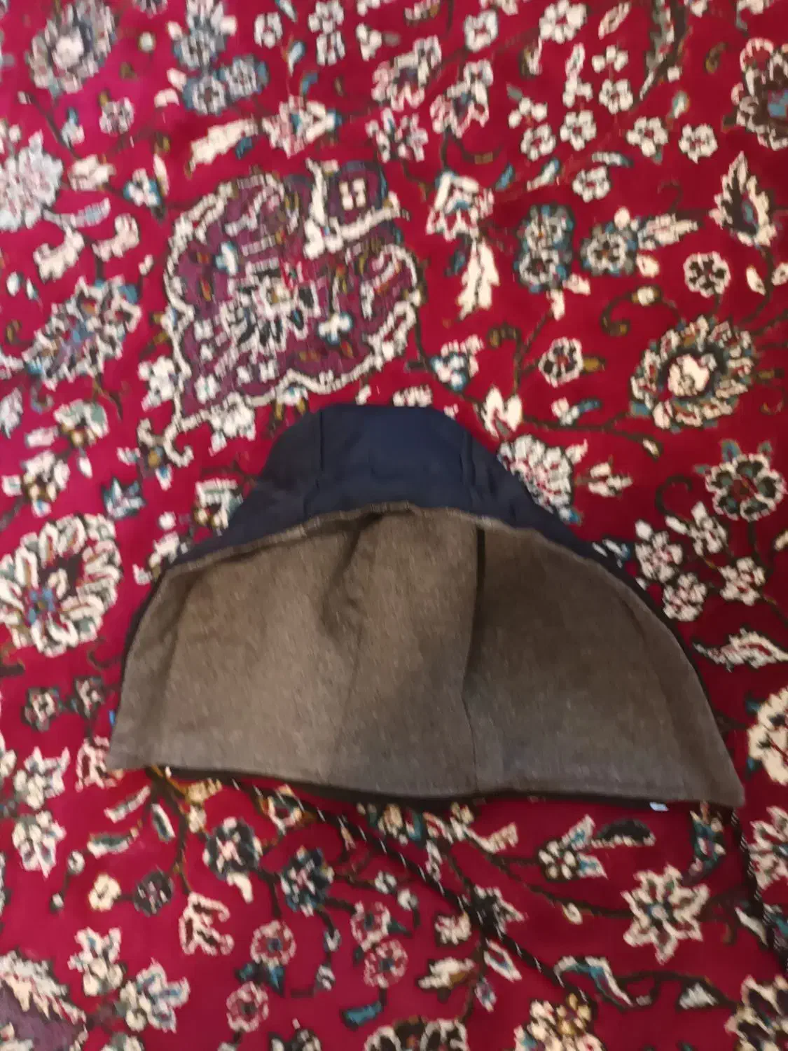 کلاه و دستکش و پلیور|لباس|بجنورد, |دیوار