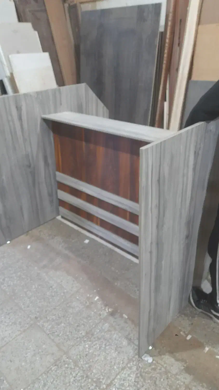 میز|دفتر کار|بروجرد, |دیوار