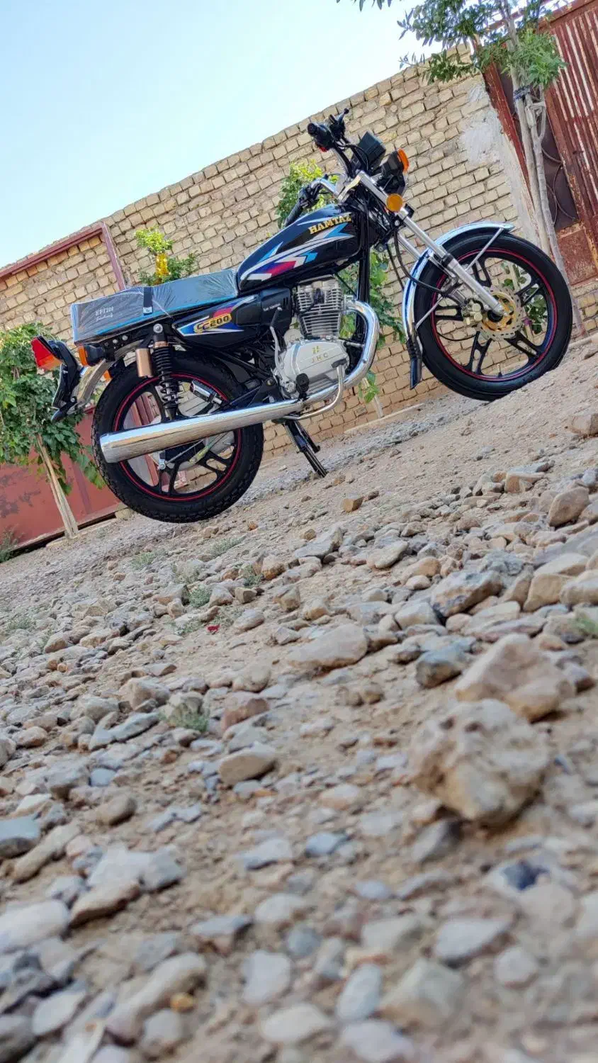 موتور هوندا  200 همتاز در حد خشک|موتورسیکلت|برخوار, |دیوار