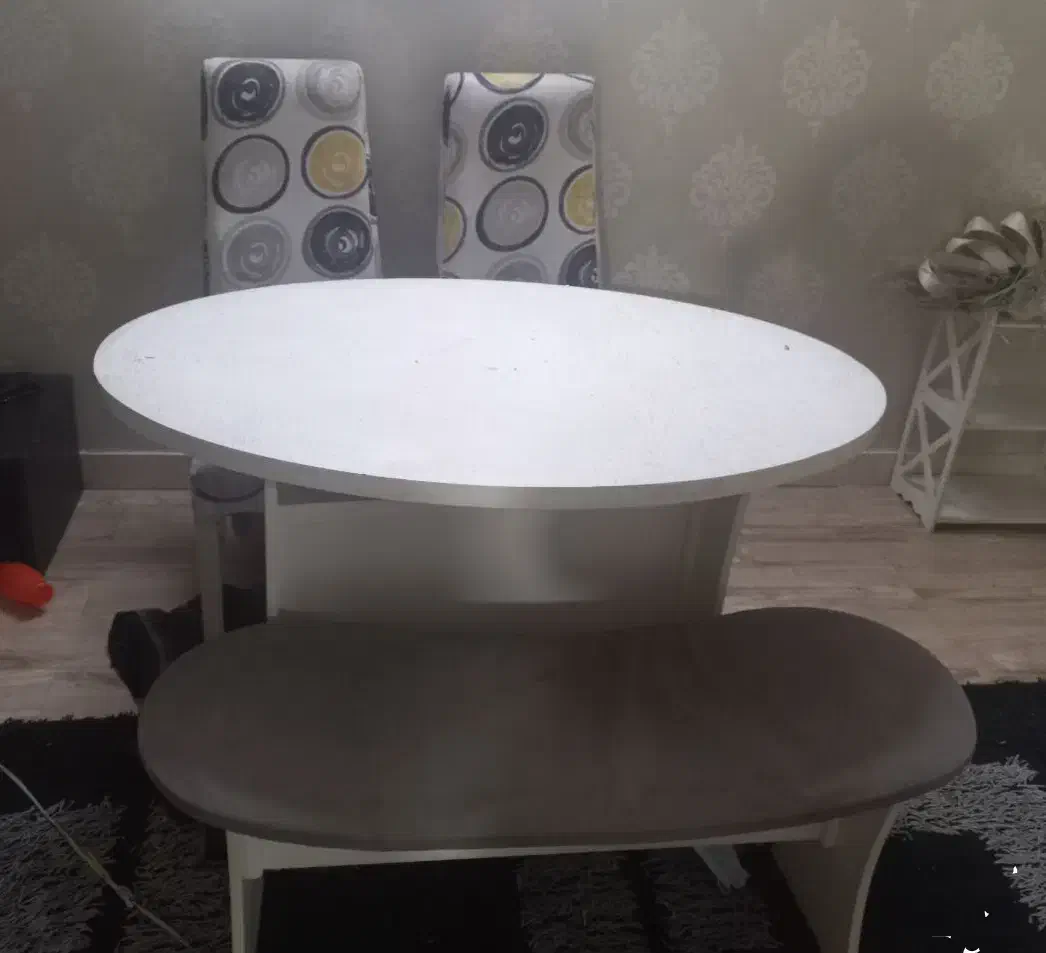 میز و دو عدد صندلی گلدار سالم|میز و صندلی غذاخوری|لواسان, |دیوار