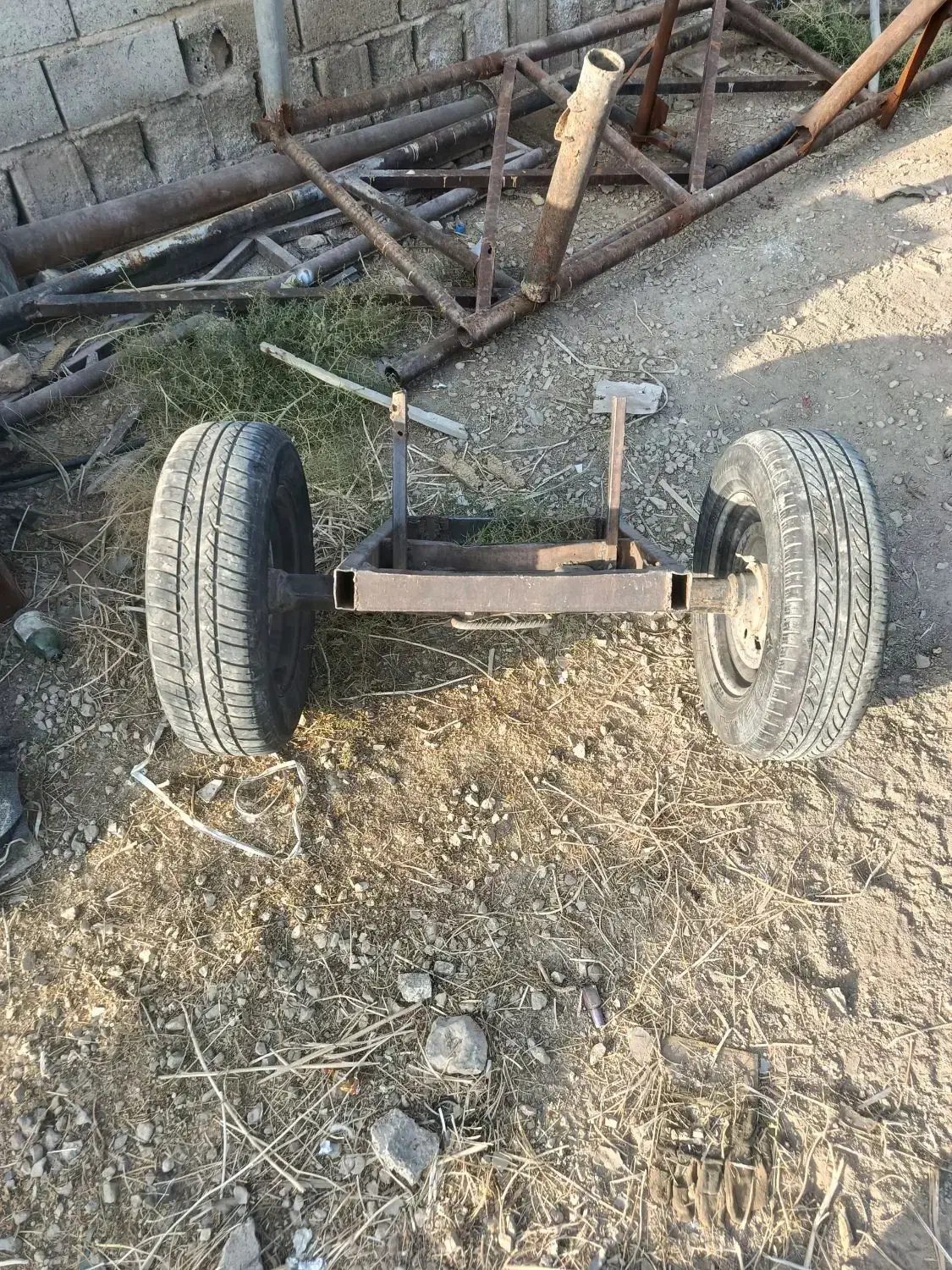 چرخ یا گاری آهن کشی نیسان|ابزارآلات|شیراز, شیخ علی چوپان|دیوار