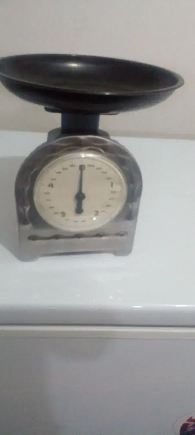 ترازو آشپزخانه سالم و بدونه شکستگی|ظروف پخت‌وپز|کوهدشت, |دیوار