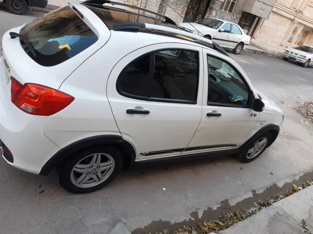 کوئیک آرسفید مشکی|خودرو سواری و وانت|گلستان (تهران), |دیوار