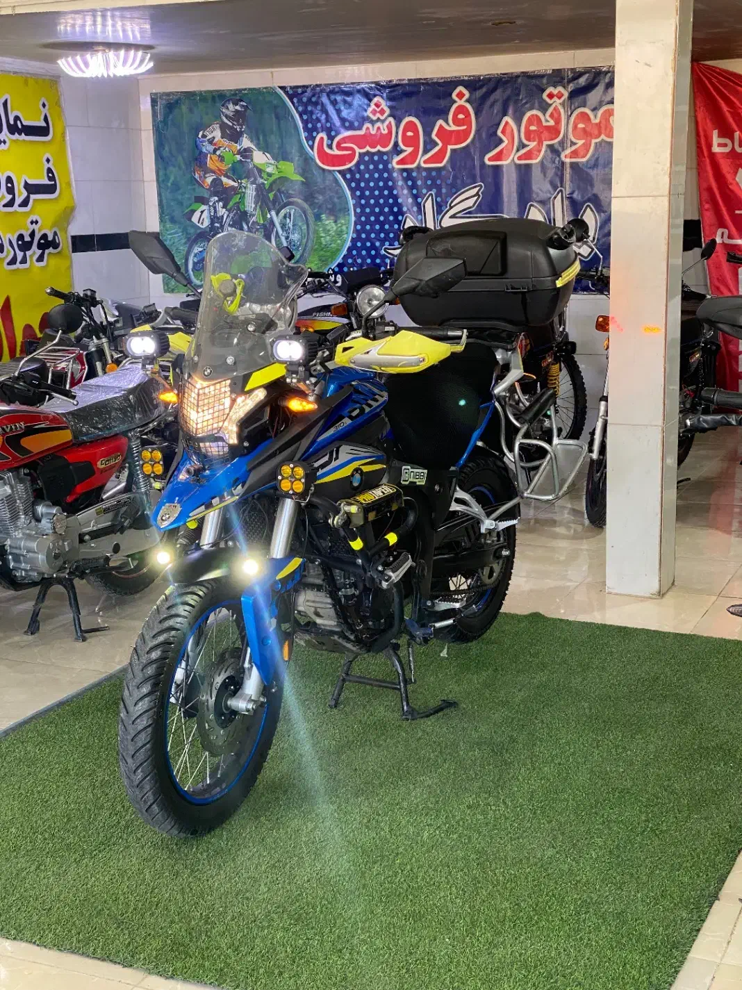 ادونچر ۳۱۰ مدل ۴۰۰|موتورسیکلت|مریوان, |دیوار