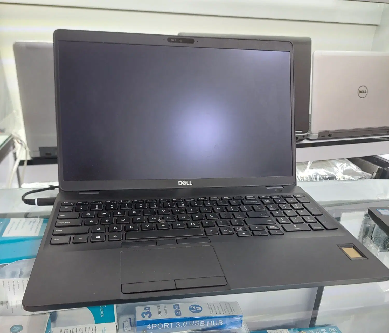 Dell latitude 5500|رایانه همراه|شیراز, ملاصدرا|دیوار