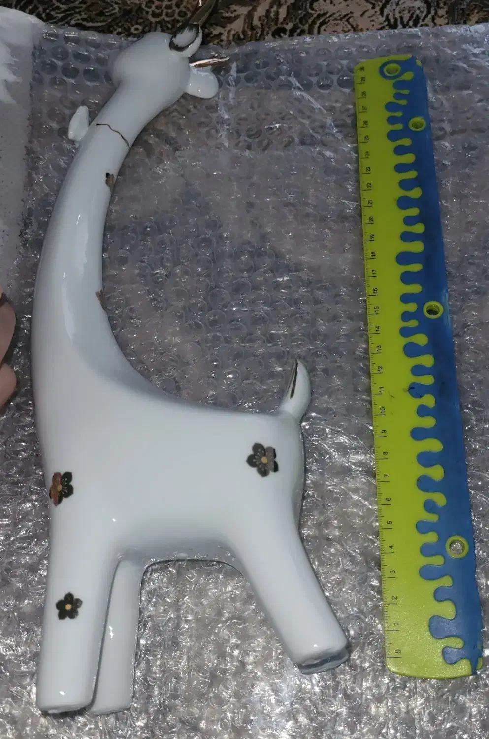 دو عدد گوزن دکوری|مجسمه، تندیس، ماکت|فردیس, شهرک ۱۱۰|دیوار