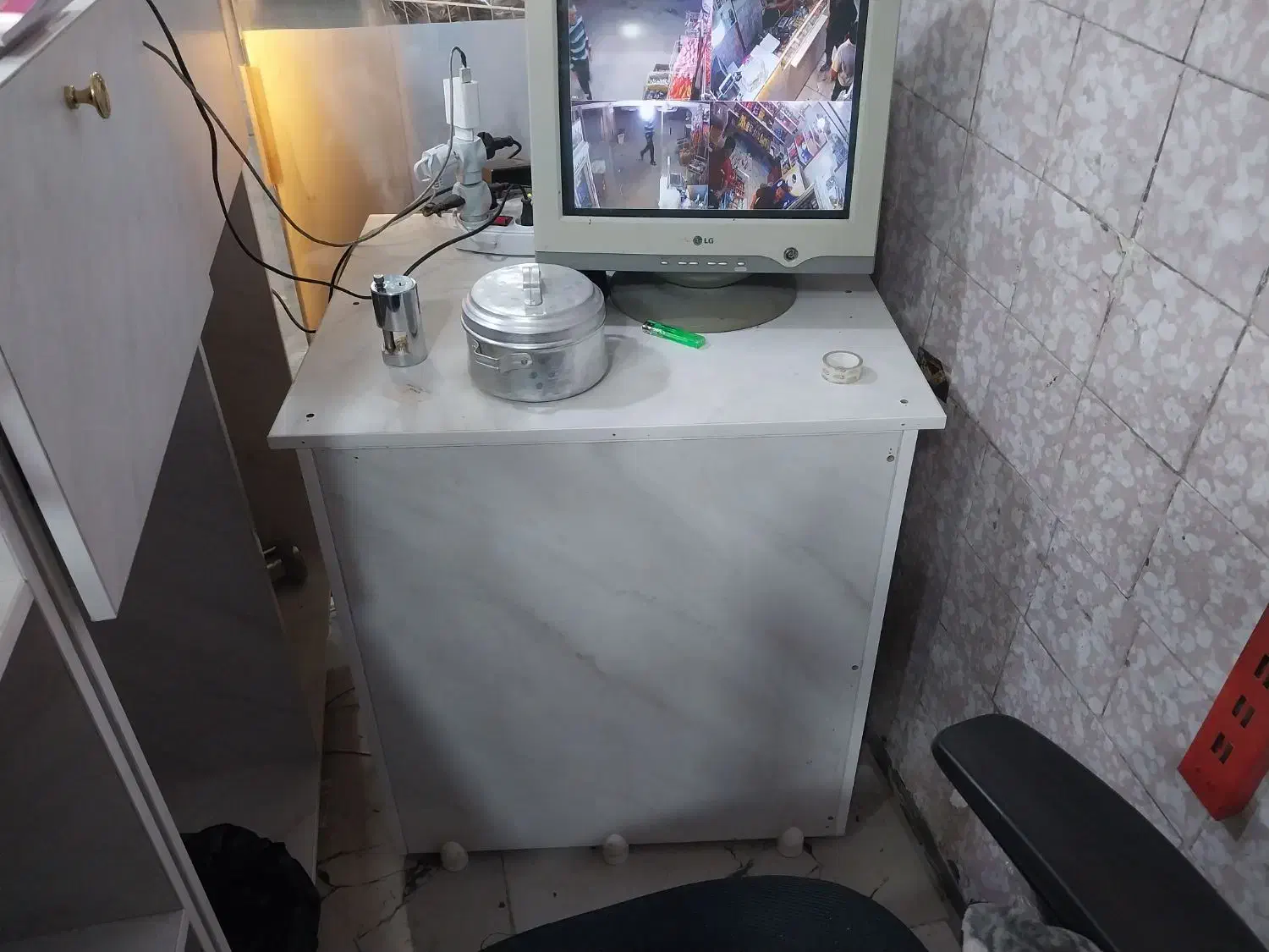 فروش ویترین مغازه با باکس سیگار و تنباکو|فروشگاه و مغازه|نورآباد ممسنی, |دیوار