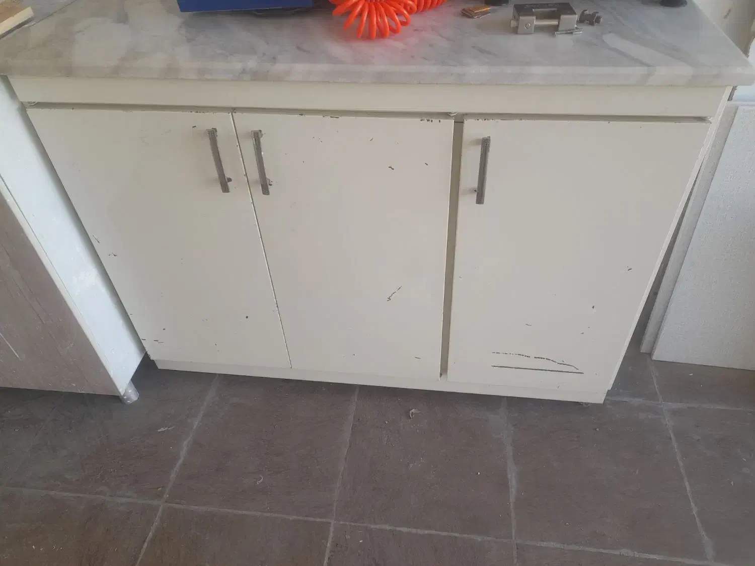 کابینتها|مصالح و تجهیزات ساختمان|بروجرد, |دیوار