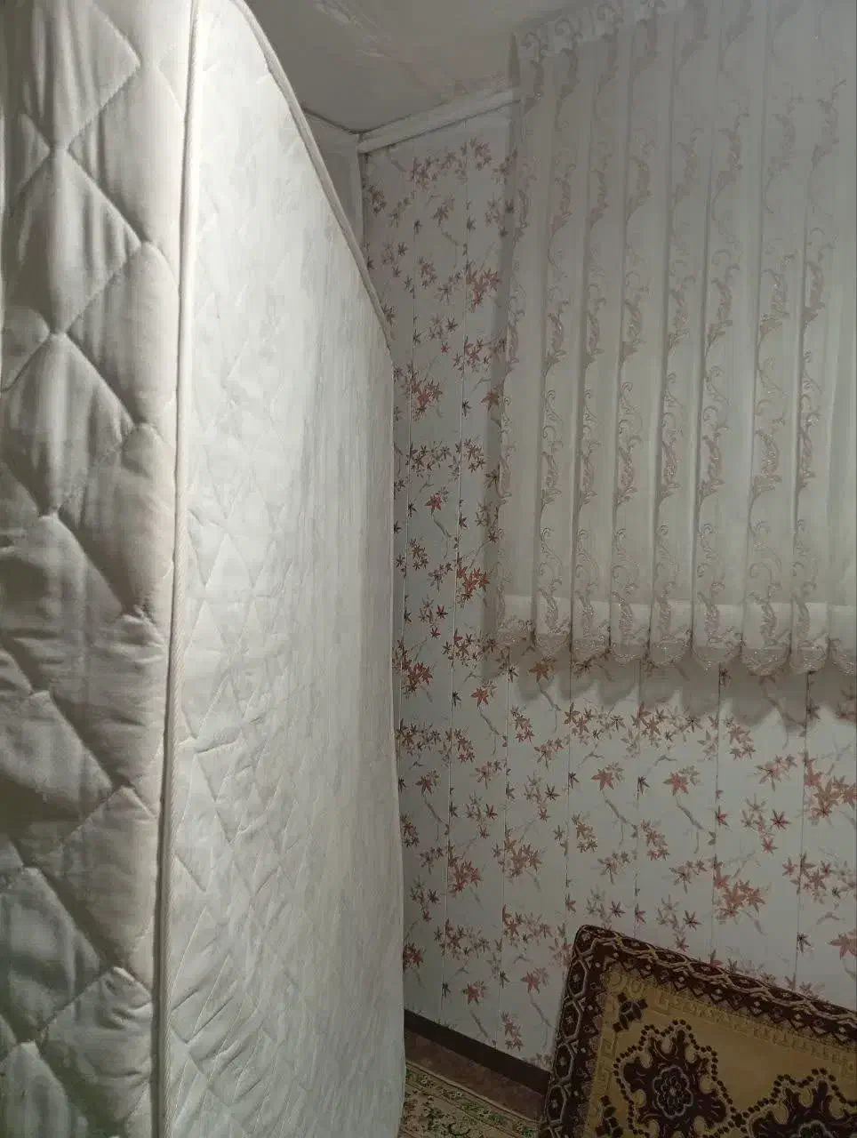 تشک دونفره|تشک تختخواب|قم, وادی السلام|دیوار