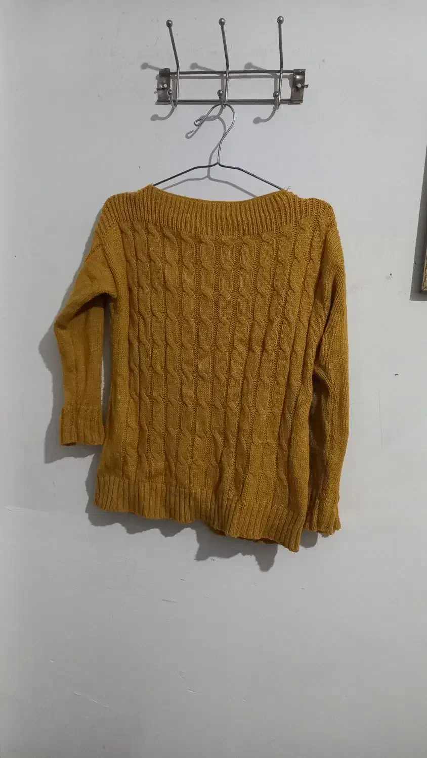 لباس|لباس|لاهیجان, کوی آزادگان|دیوار