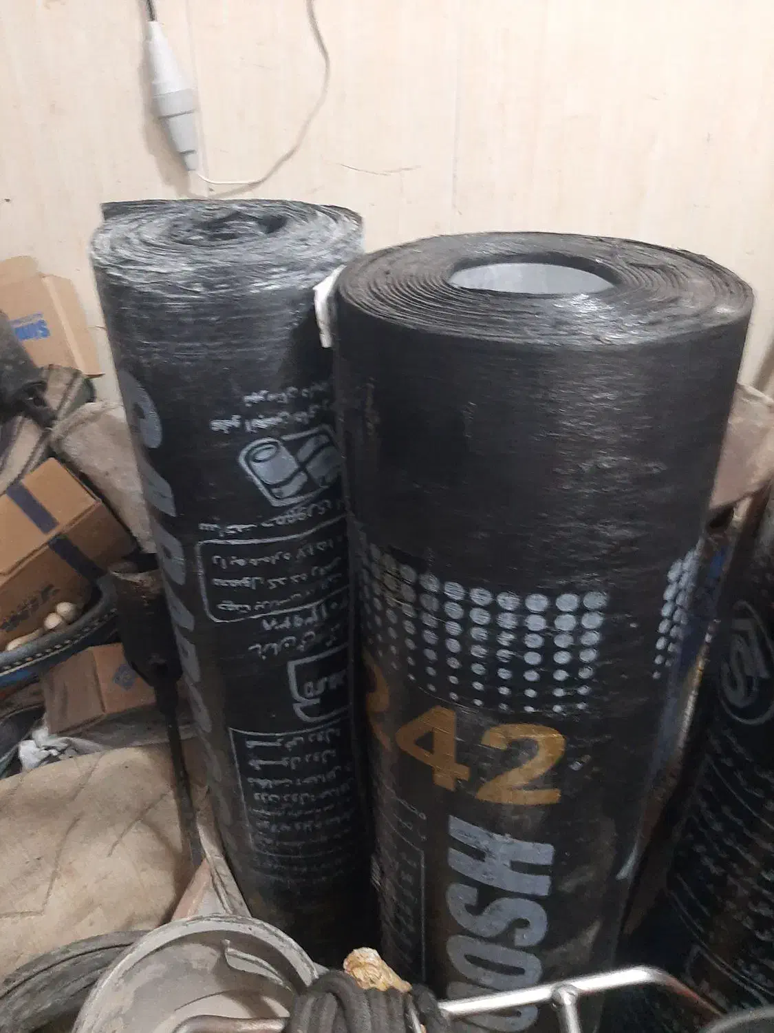 ایزوگام|خدمات پیشه و مهارت|قم, شهرک مهدیه|دیوار