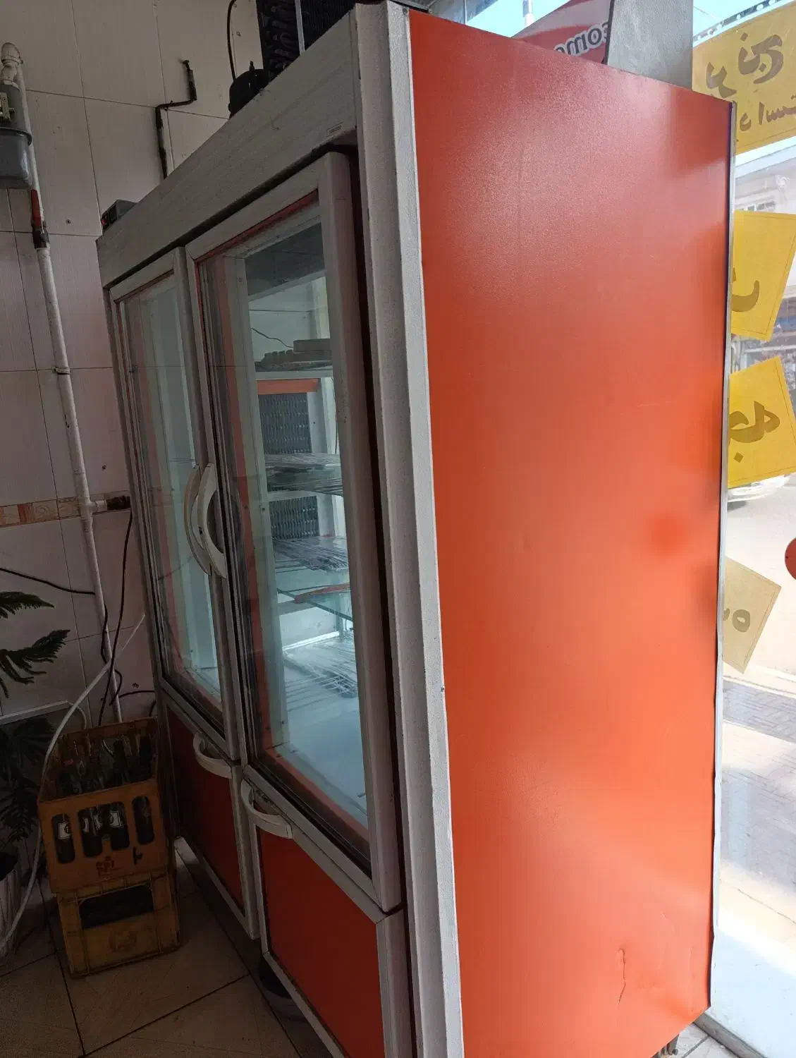 یخچال ویترینی چهار در در حد نو فوری|فروشگاه و مغازه|رودسر, |دیوار