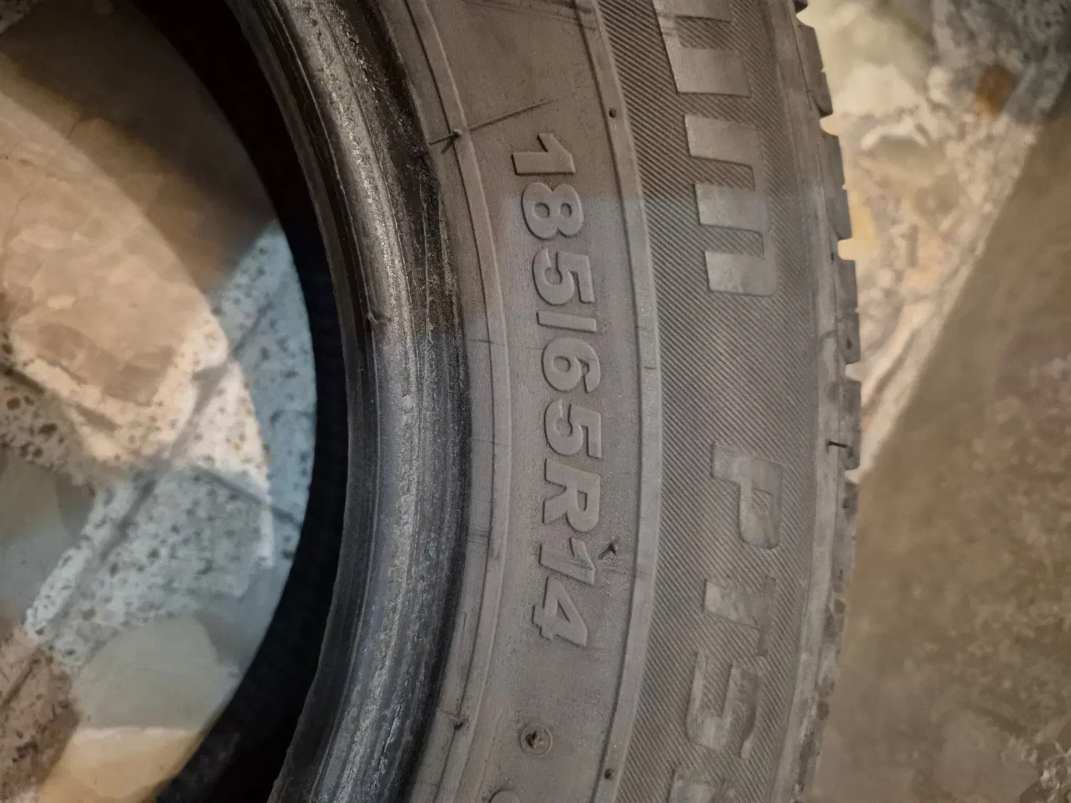 لاستیک 185/65R14|حراج|اصفهان, جلفا|دیوار