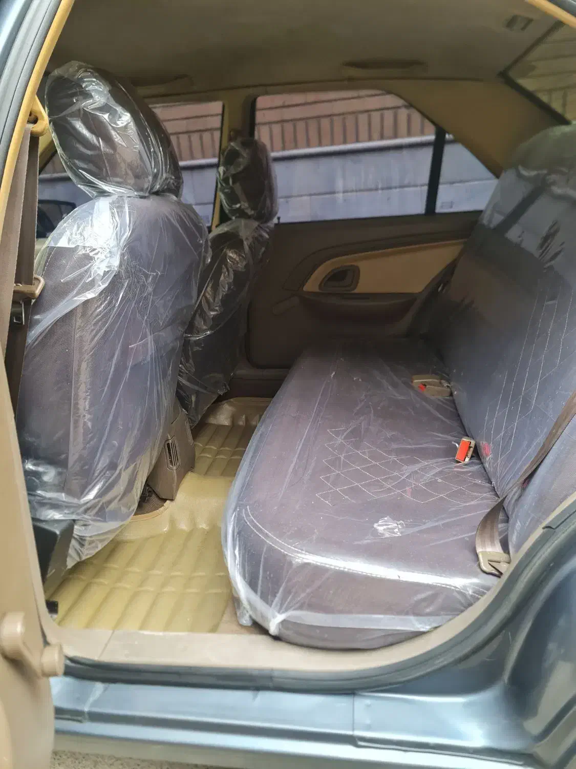 پژو 405 مدل 98|خودرو سواری و وانت|قم, باغ شازده|دیوار