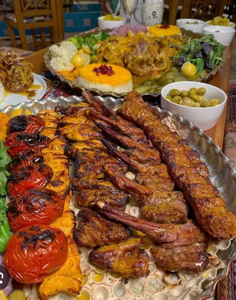 کار در فست فود و کبابی|استخدام خدمات فروشگاه و رستوران|سیرجان, |دیوار