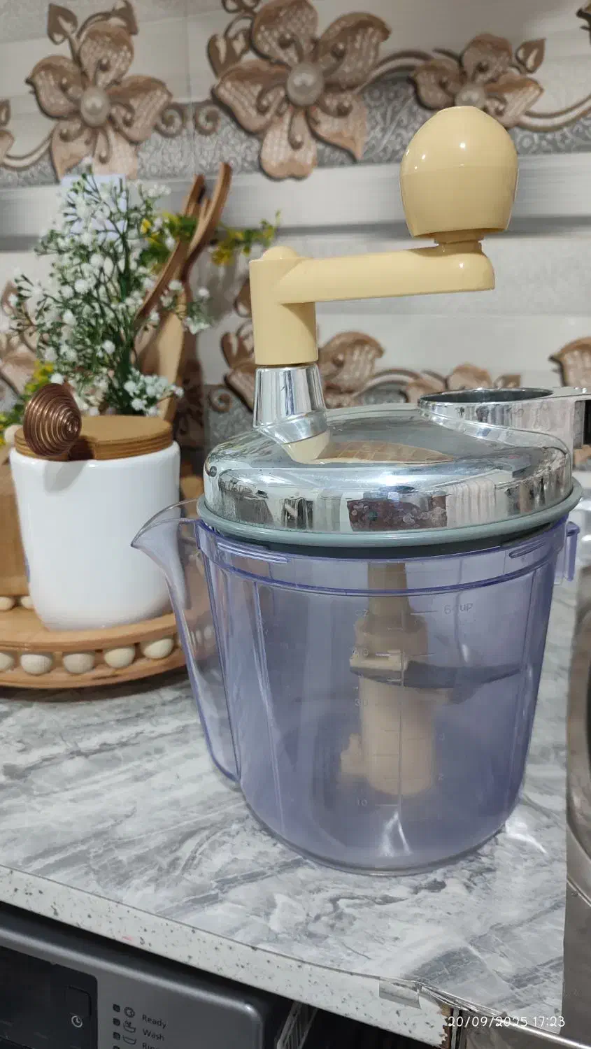 خرد کن دستی سایز بزرگ|خردکن، آسیاب، غذاساز|رباطکریم, رباطکریم|دیوار