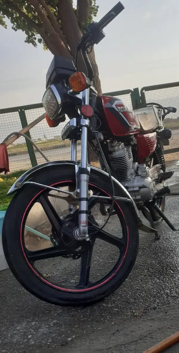 موتور۲۰۰کبیر|موتورسیکلت|بروجرد, |دیوار