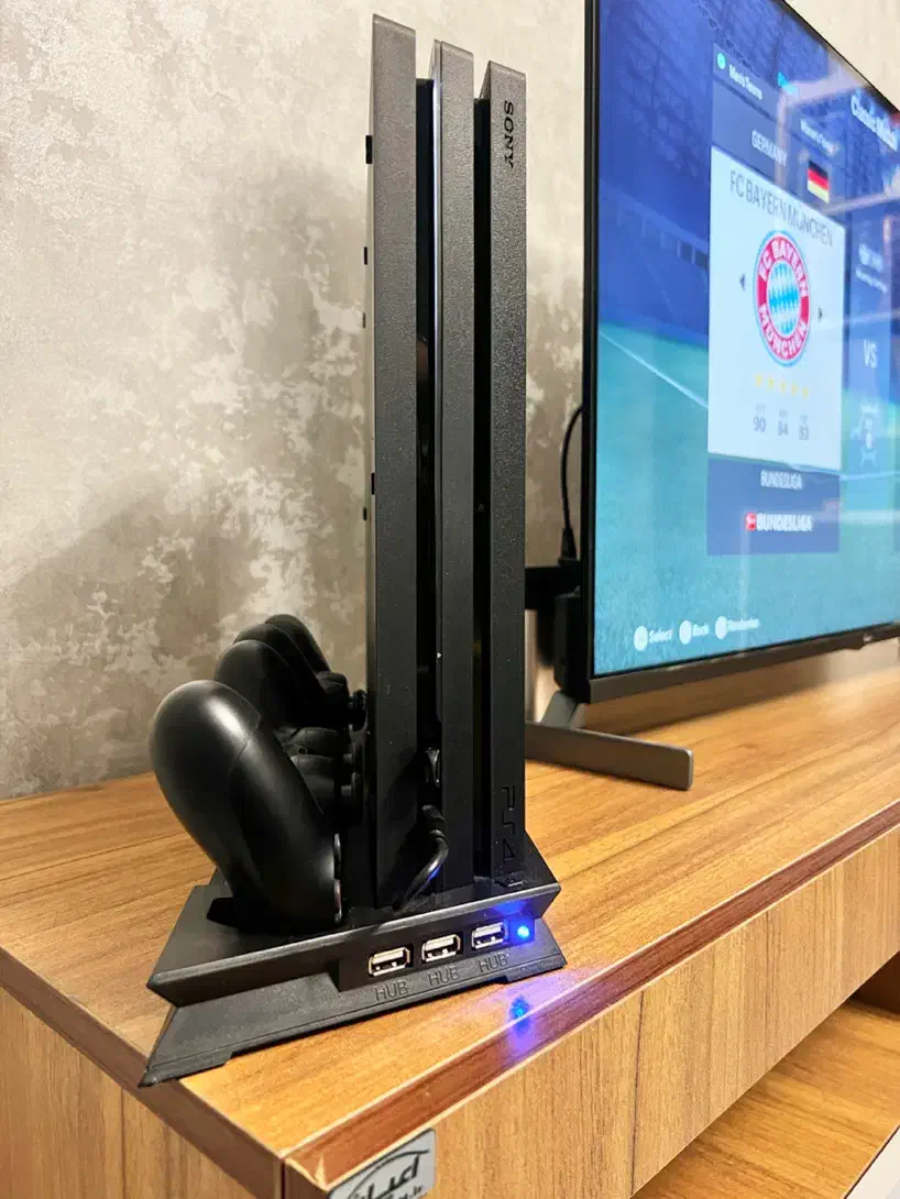 Ps4 pro 1TB|کنسول، بازی ویدئویی و آنلاین|تهران, اکباتان|دیوار