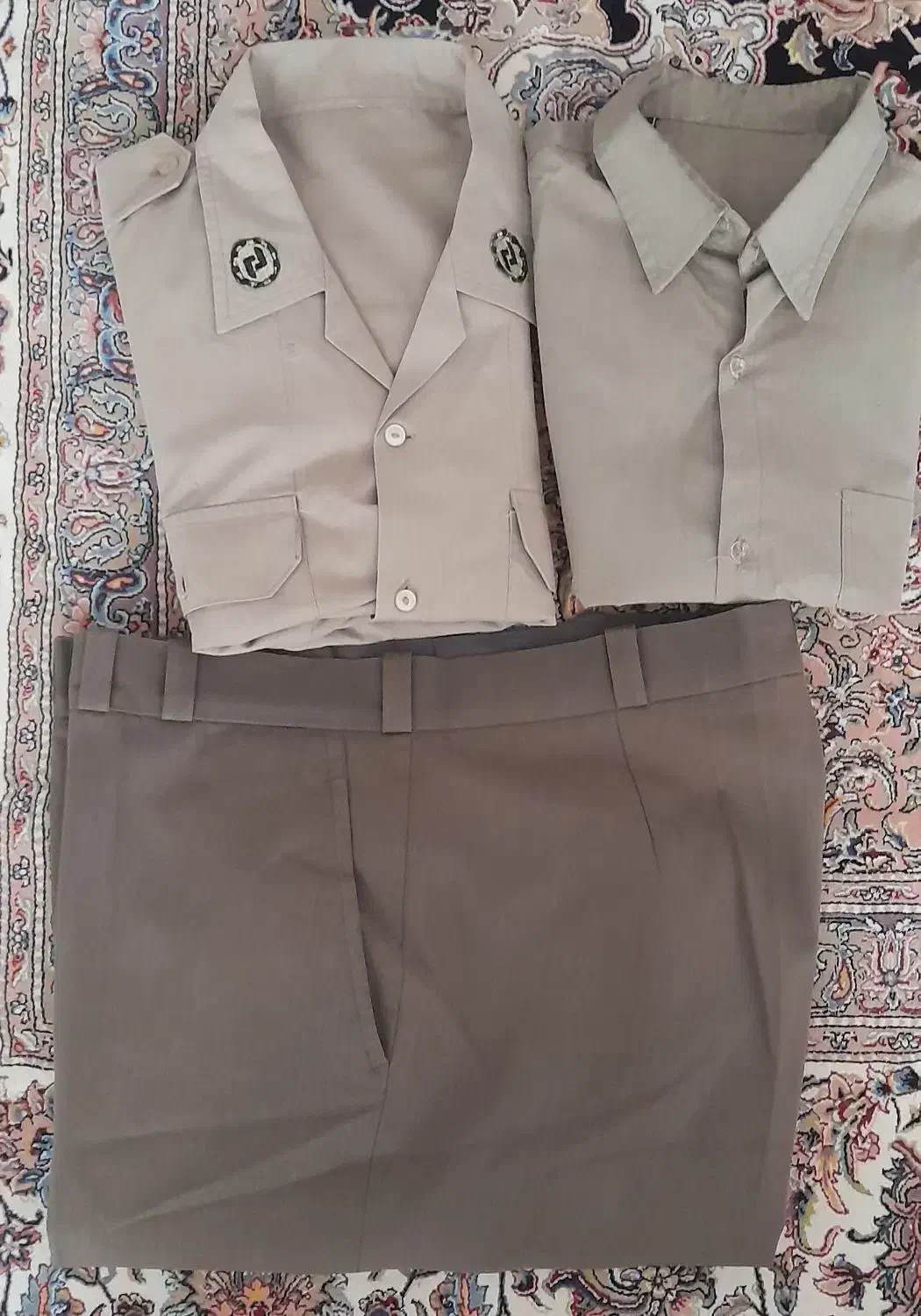 لباس نظامی|لباس|زنجان, |دیوار