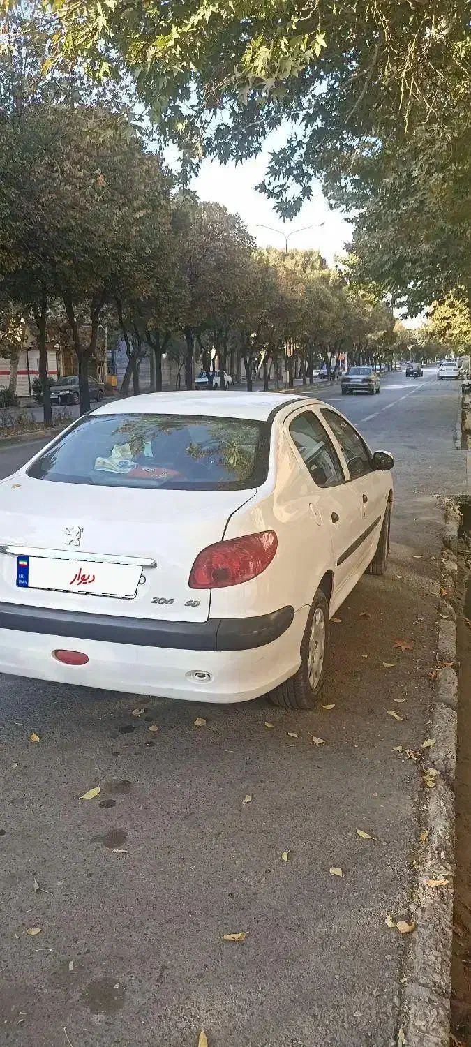 ۲۰۶sdآریان|خودرو سواری و وانت|بروجرد, |دیوار