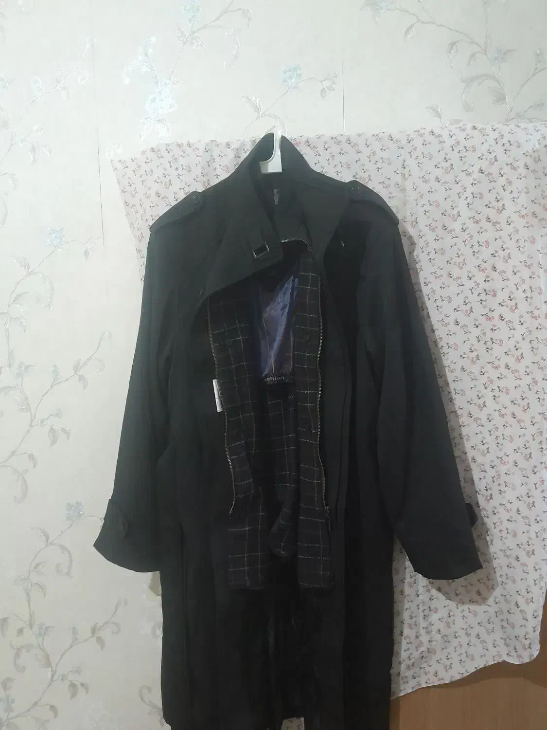 پالتو بارانی سایز بزرگ|لباس|خوی, |دیوار